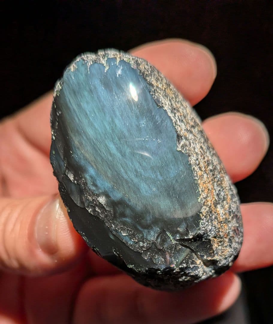 研磨面　十勝石玲瓏　ブルー系レインボーオブシディアン