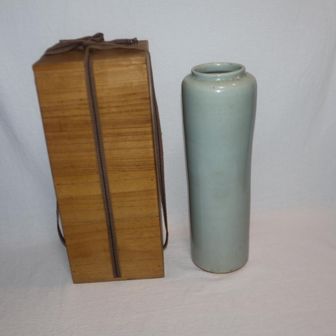 かなりレアな古伊万里青磁筒花入れ