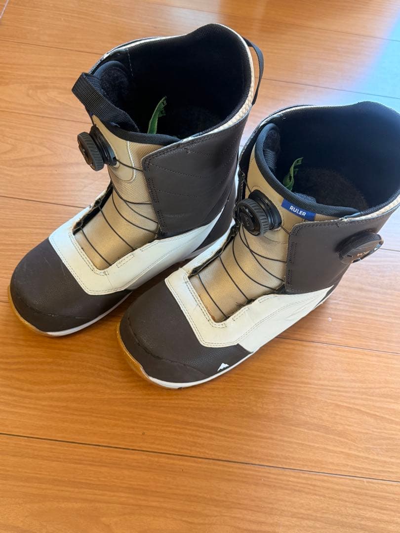 バートン　ルーラーワイド　ダブルBOAスノーボードブーツ