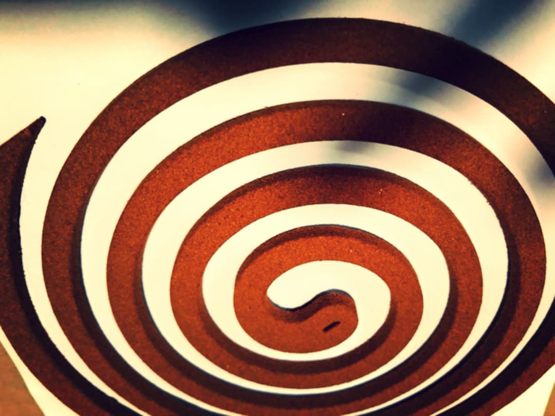 ジャンボ渦巻き線香