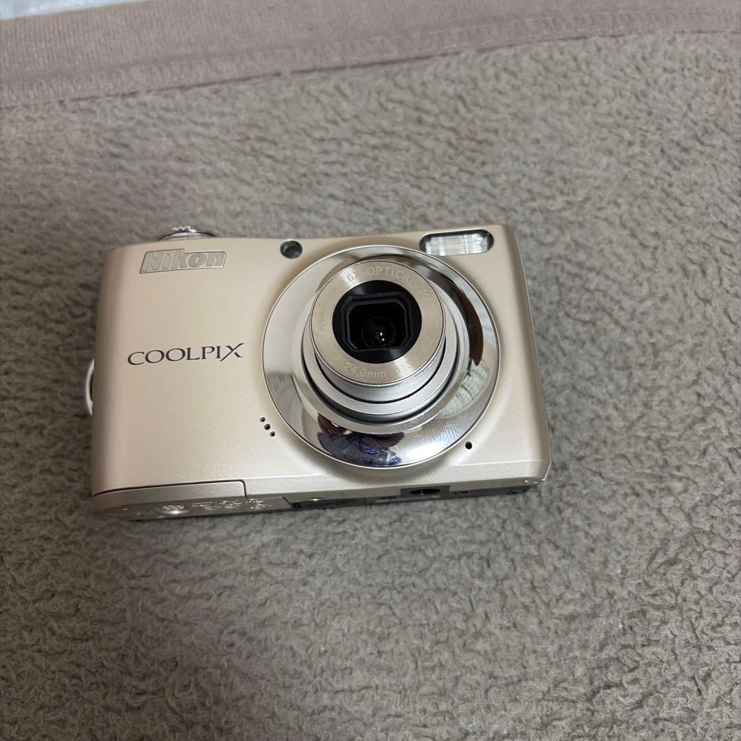 Nikon COOLPIX L22 シルバー