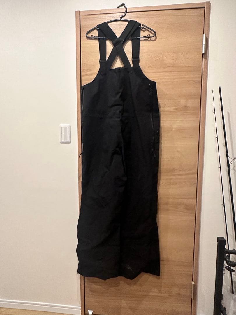 タオテック TAOTECH スノーボードウェア ブラック M/L