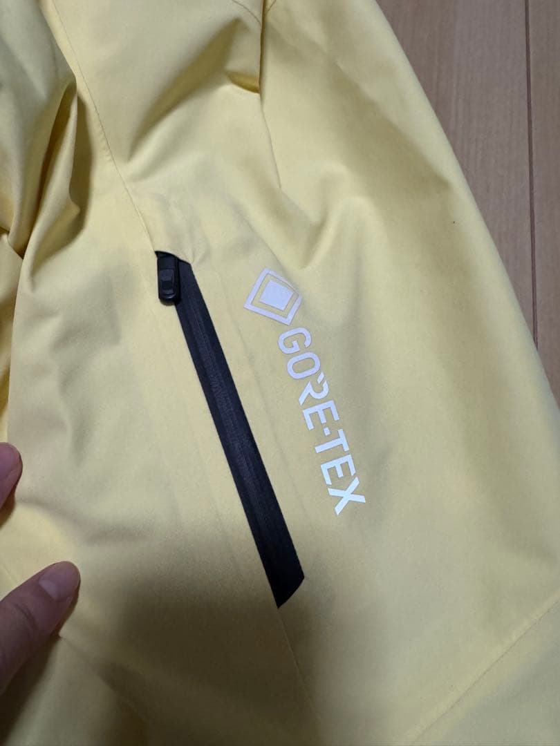 きょん【新品】BURTON スノーボードジャケット