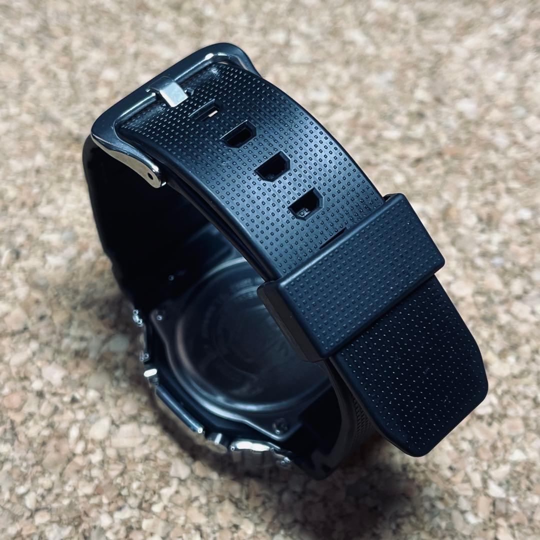 美品】カシオGーSHOCK/GMー2100 ー1AJFメタルカバード国内正規品