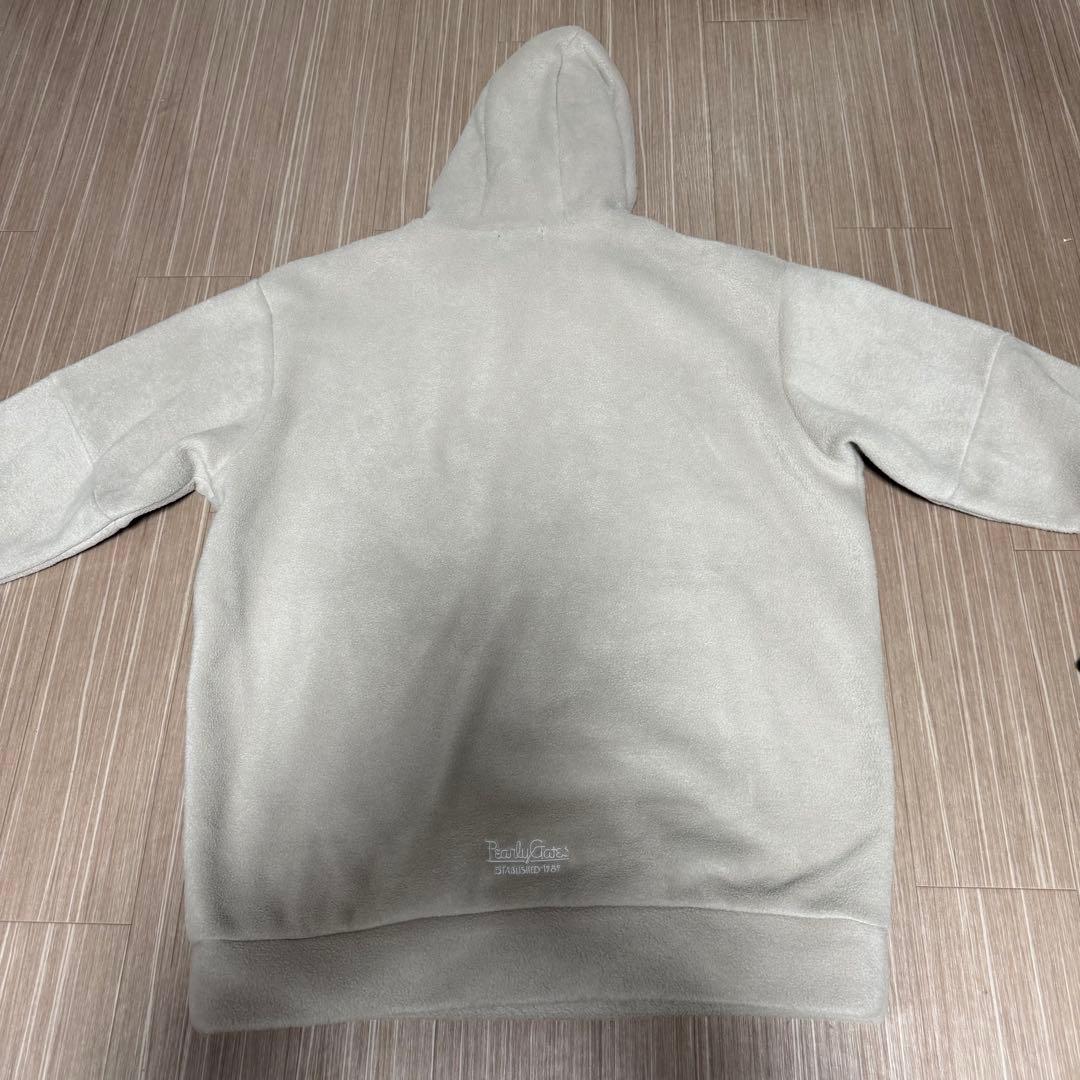 新品タグ付き　フリースフード付きパーカー　サイズL