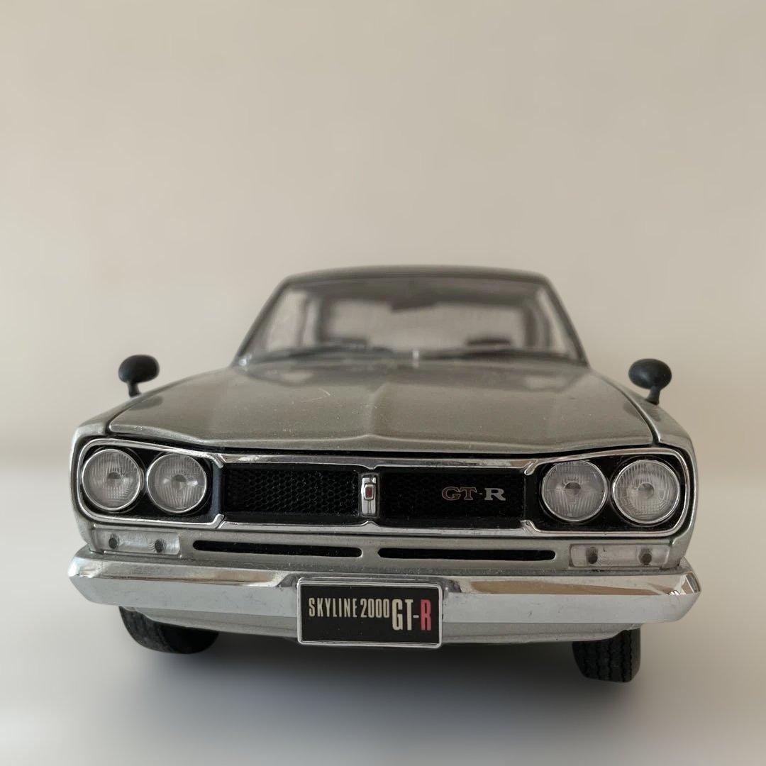 ミニカー　京商　1/18 スカイライン2000GTR