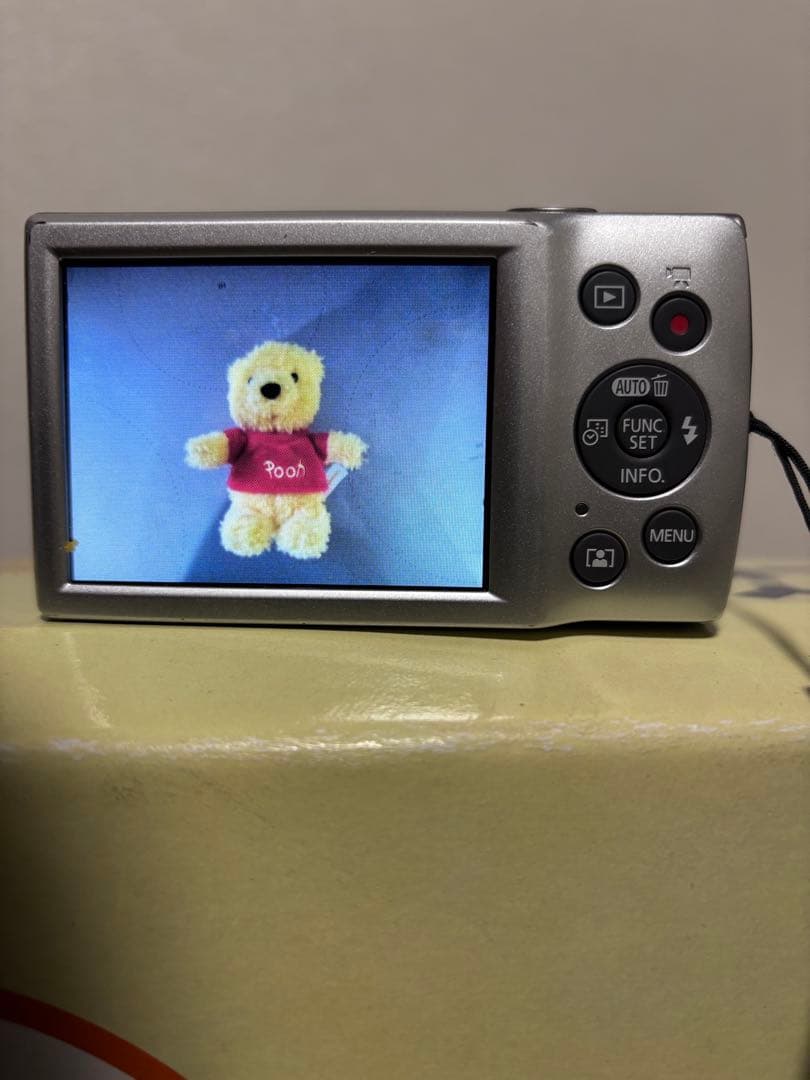 Canon IXY 200 SDカード付き　ほぼ新品