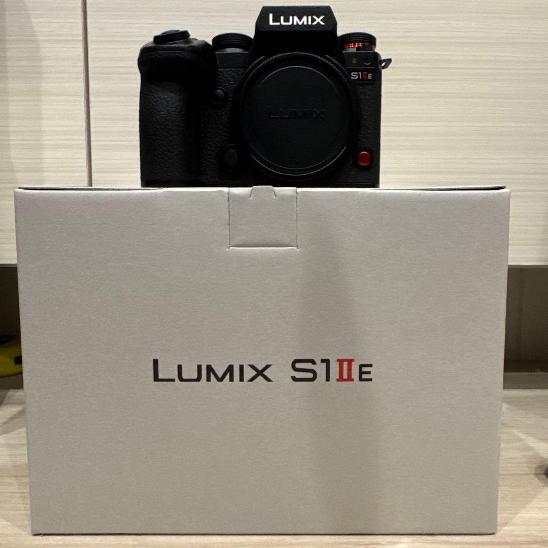LUMIX S1IIE ミラーレス一眼カメラ