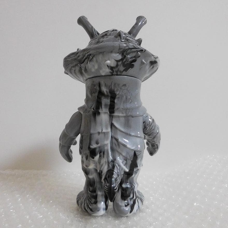 SECRETBASE カネゴン Triple Marble Black ver.