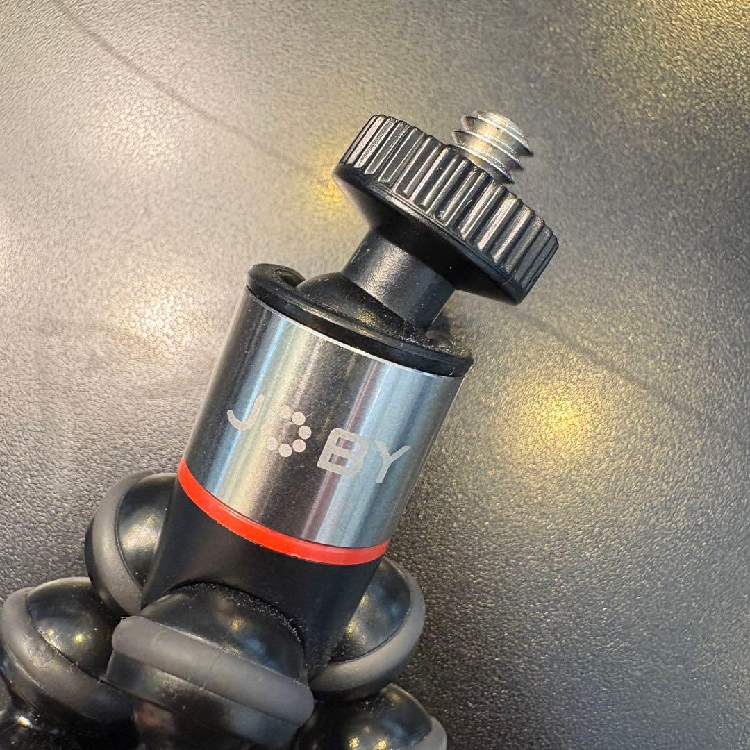 美品　RICOH R10 ブラック コンパクトデジタルカメラ