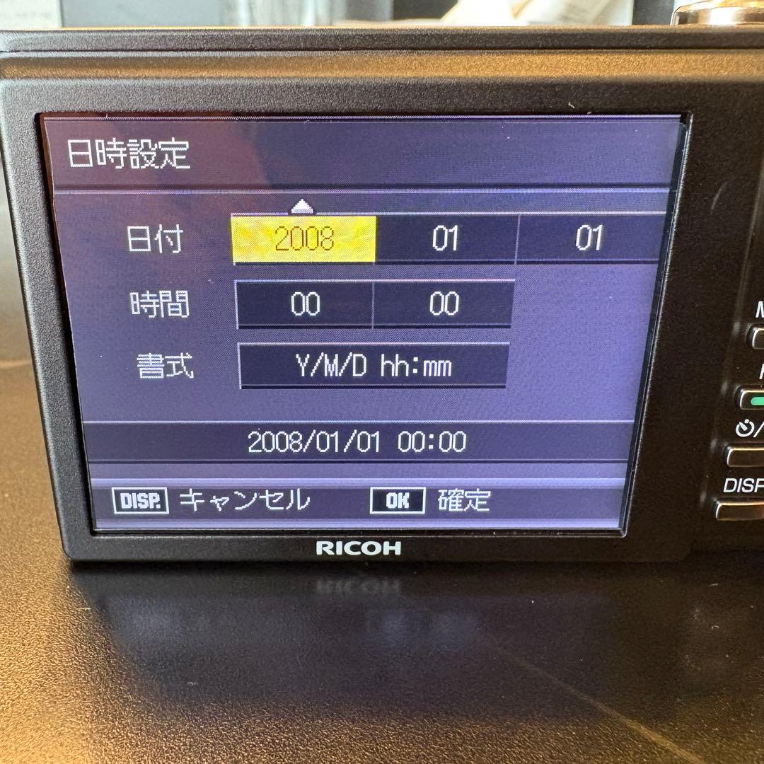 美品　RICOH R10 ブラック コンパクトデジタルカメラ