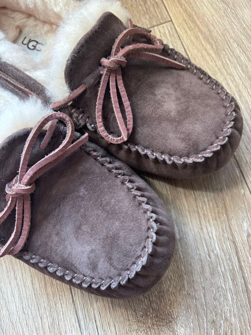 完売色　UGG ダコダ　エスプレッソ 24cm 7 アグ