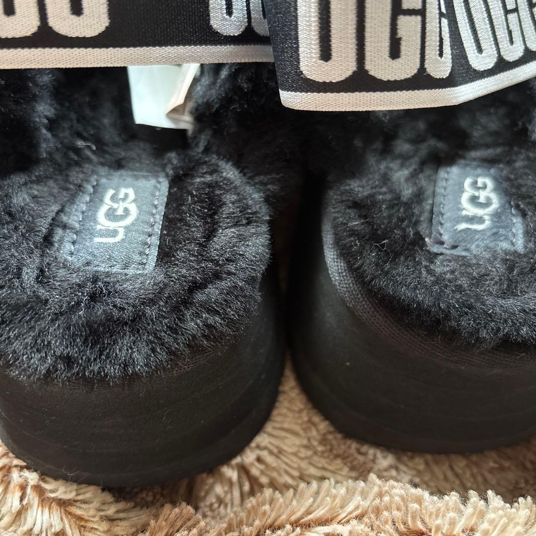 UGG アグ ファーサンダル ディスコ クロス スライド 厚底サンダル 23cm