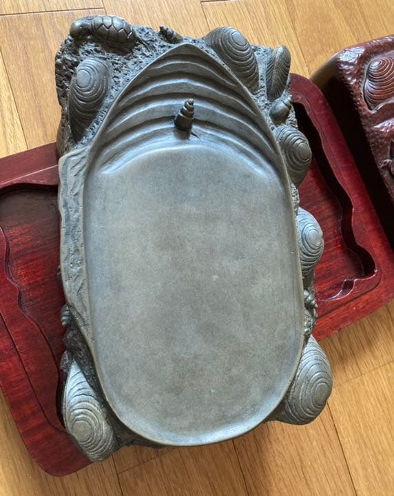 古い硯　木箱入り