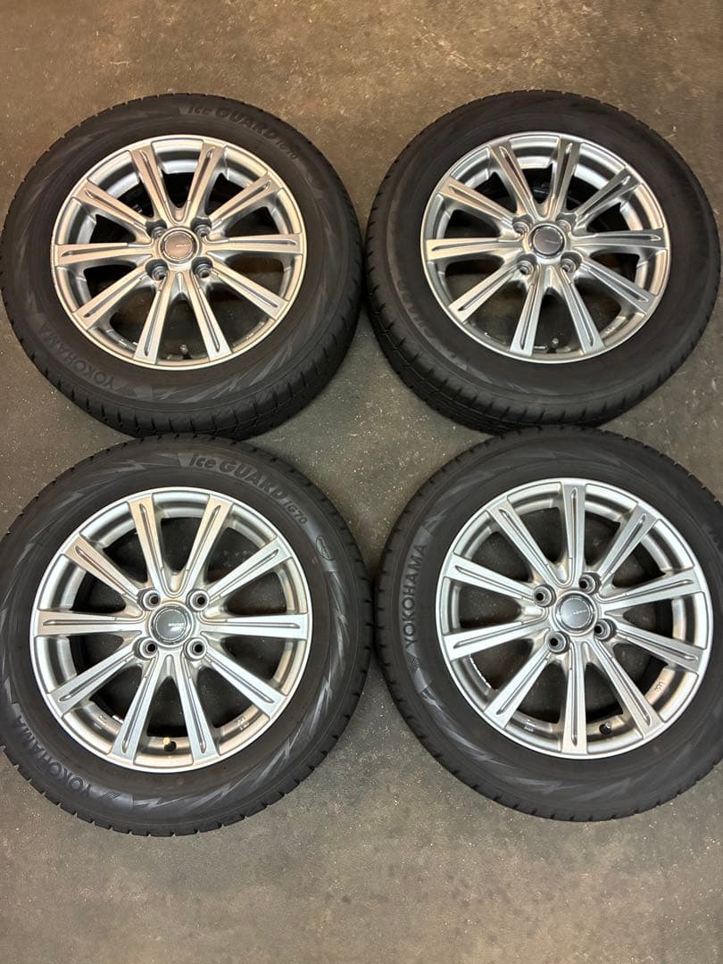フィット、シャトルなど❗️185/60R15スタッドレスセット❗️