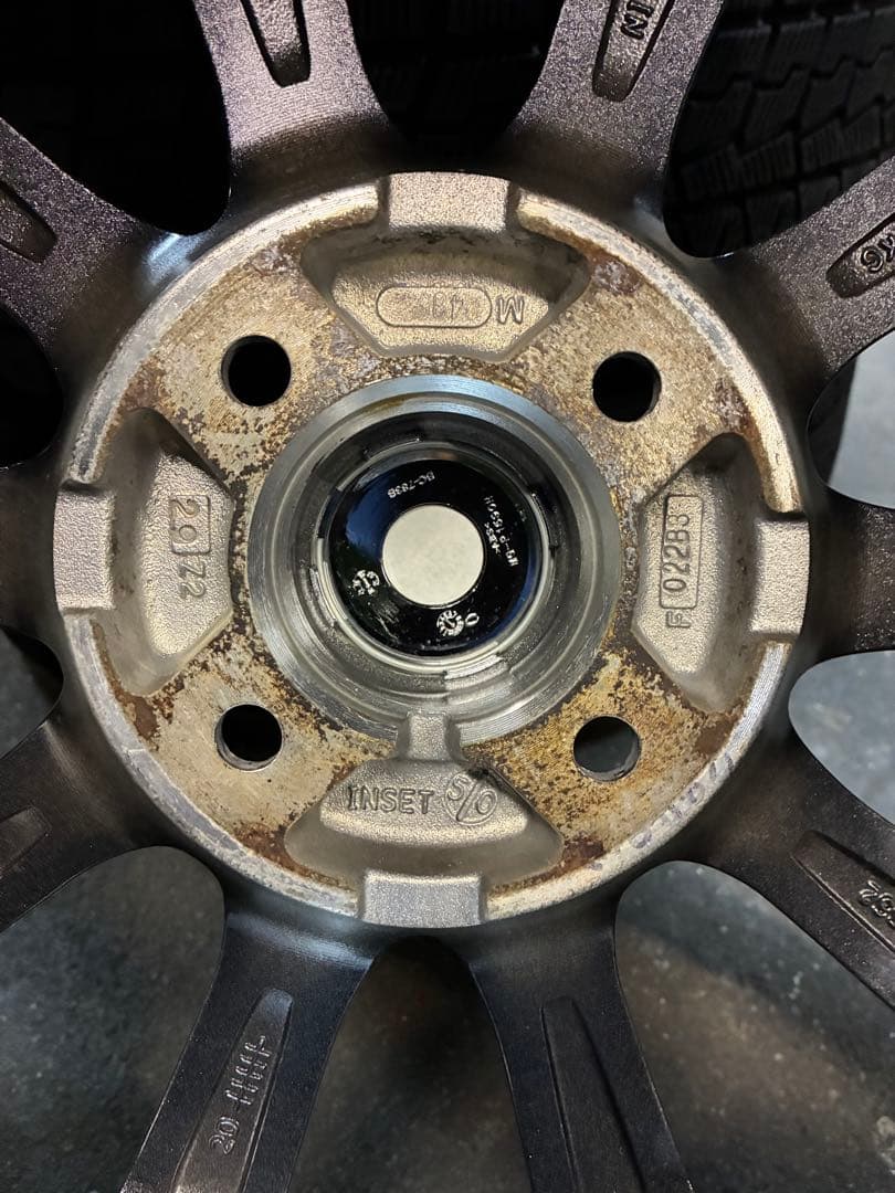 フィット、シャトルなど❗️185/60R15スタッドレスセット❗️