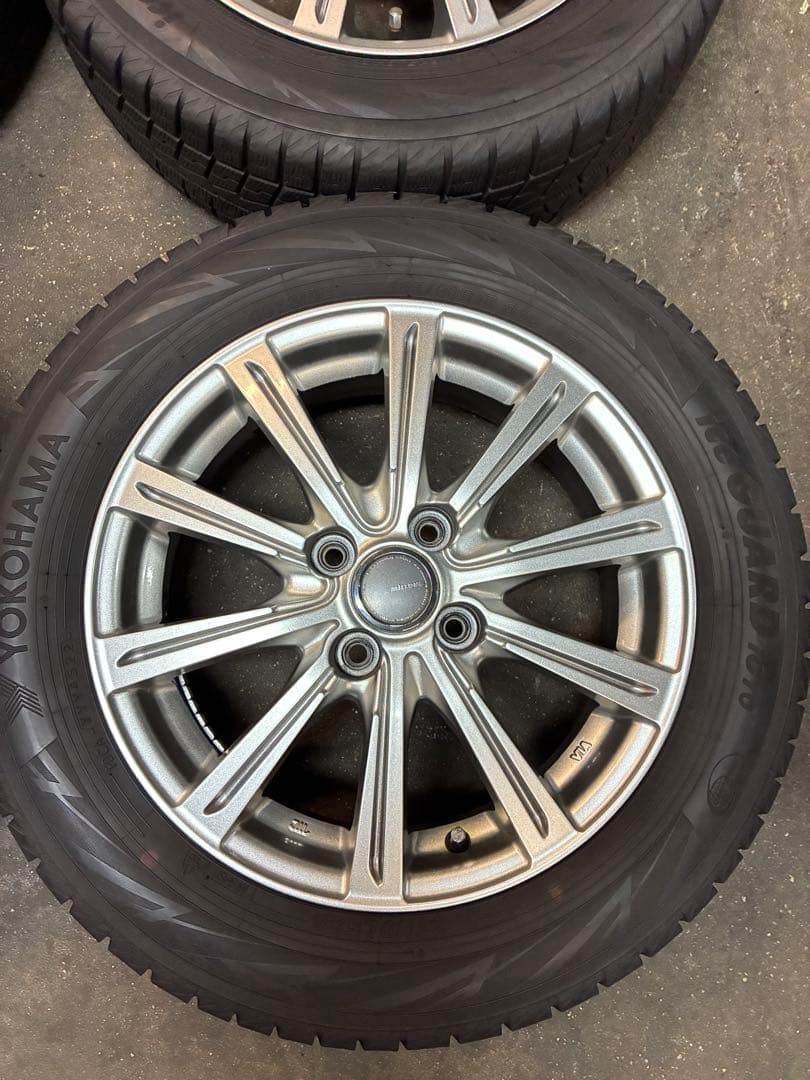 フィット、シャトルなど❗️185/60R15スタッドレスセット❗️