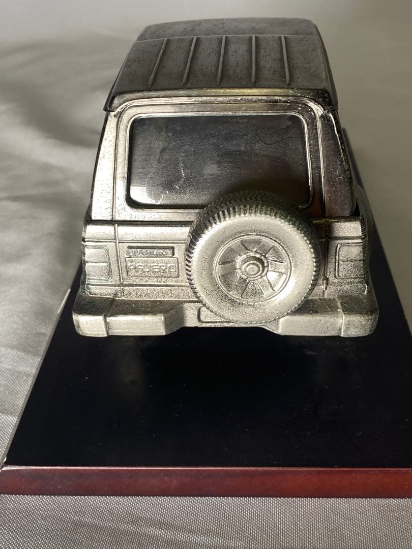 2279❣️ 金属製 三菱 パジェロ 置物 PAJERO V6 WAGON