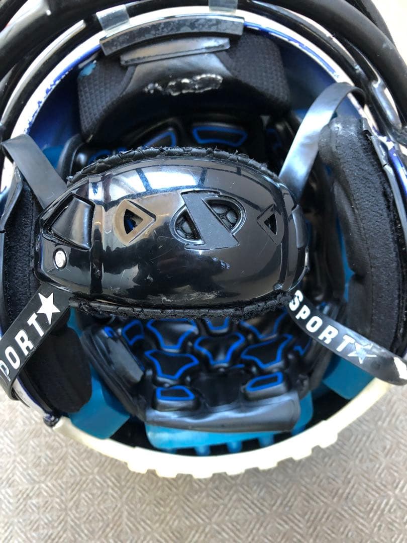 Schutt F7 ヘルメット