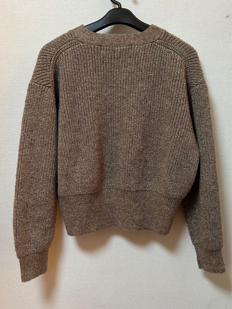 モカベージュ Vネック ボタン付きラメ入りカーディガン フリーサイズ