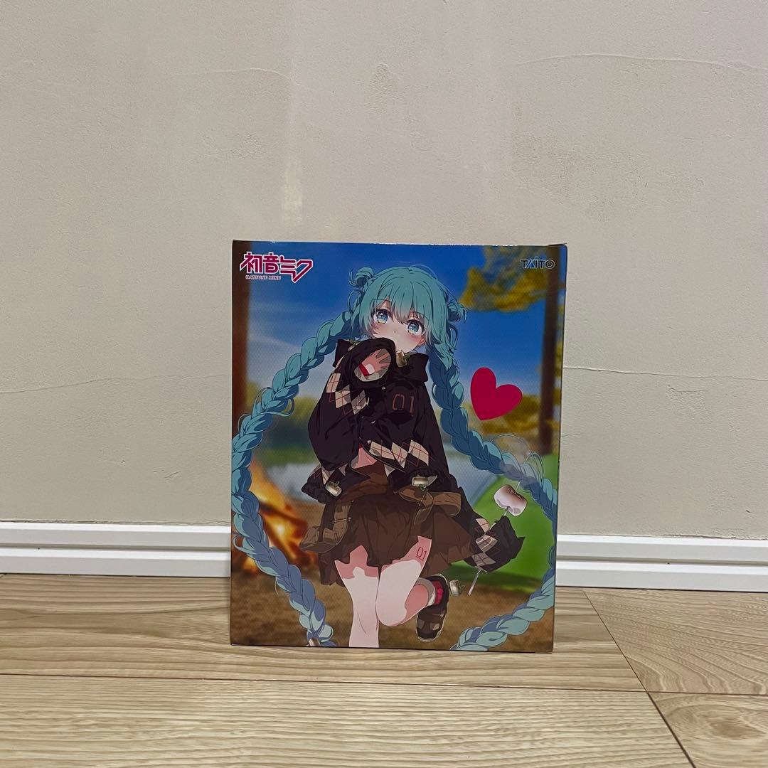 『初音ミク』プライズ フィギュア 3種類8個セット