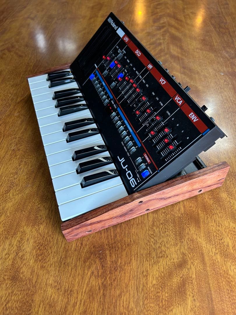 Roland Boutique JU-06 シンセ/JUNO 106 ローランド