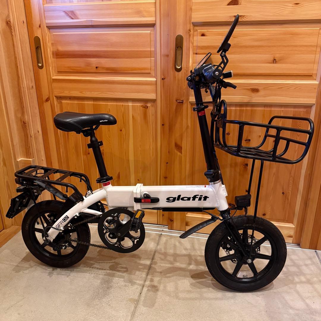 glafit GFR-02 ホワイト モビチェン付き