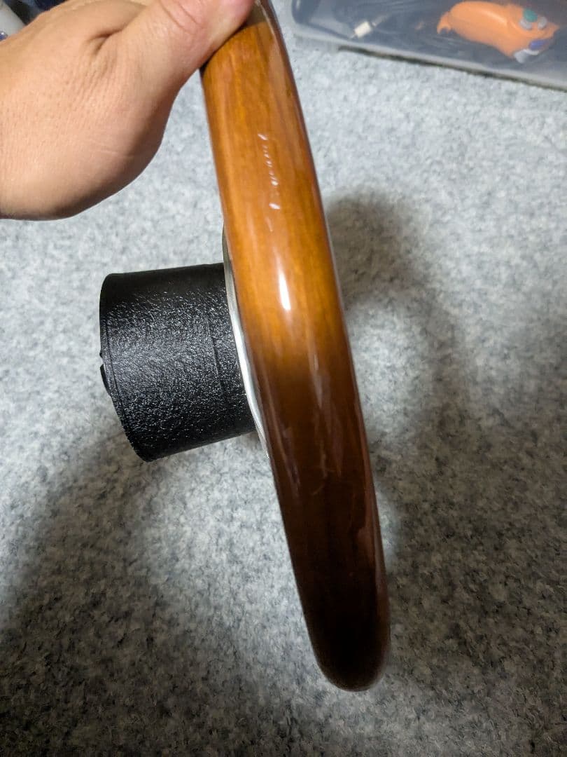 旧車　ハンドル