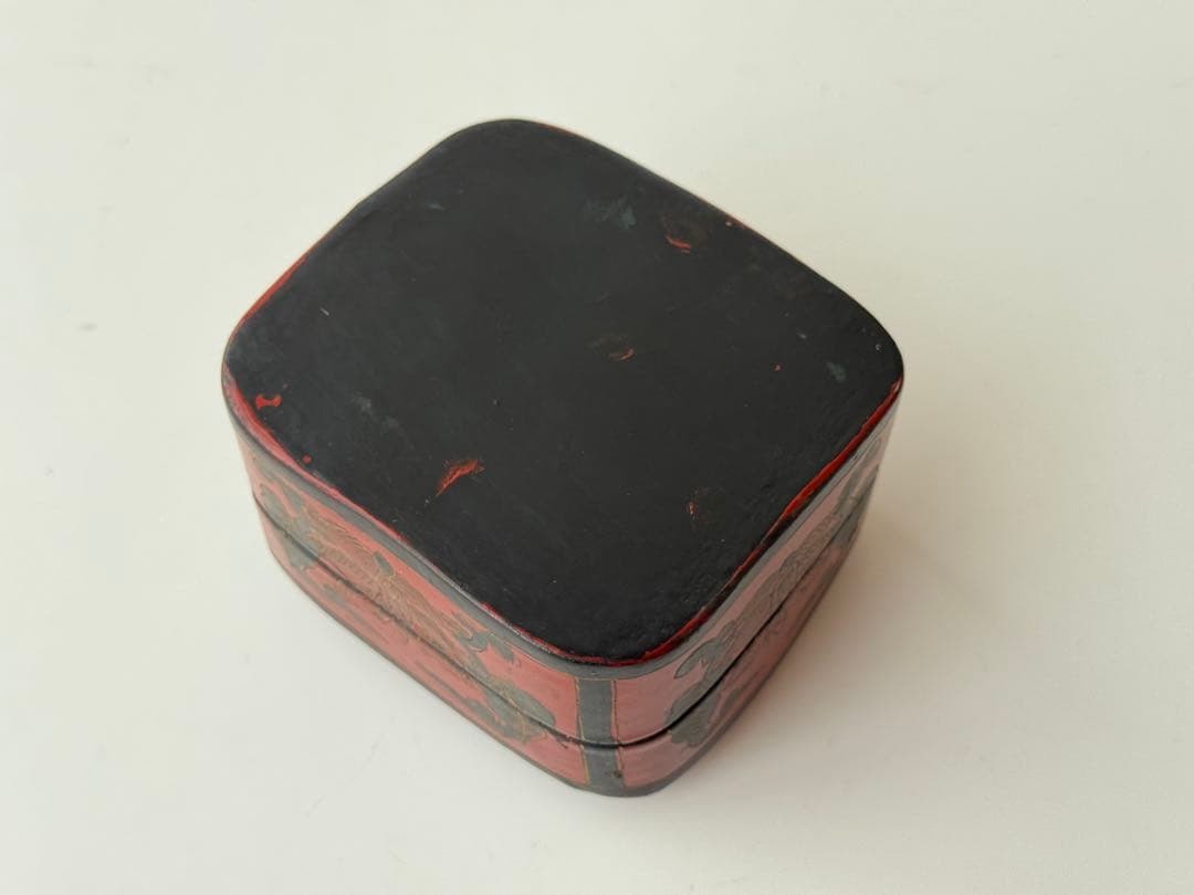 アンティーク 骨董 漆器 香合 青白磁 花柄 蟹デザイン 小物入れ