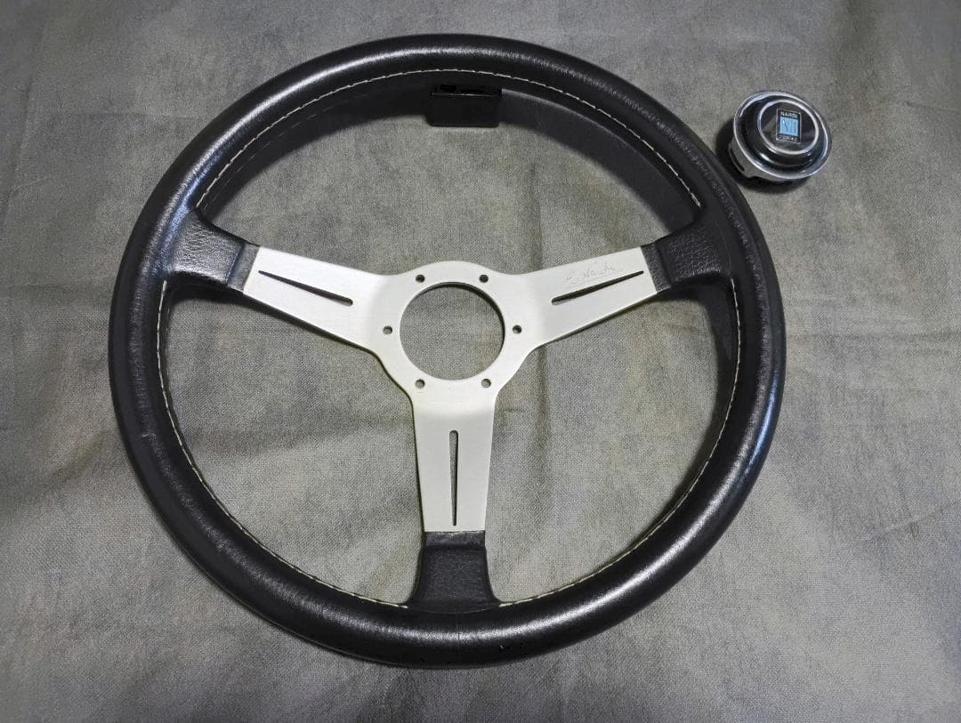 当時物 NARDI ナルディ ステアリング CD83 18-10