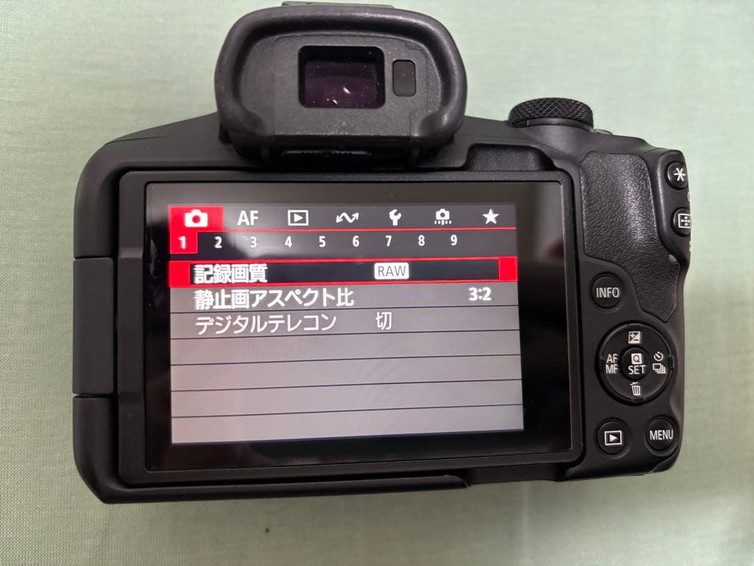 Canon EOS R50 ダブルズームキット　ブラック