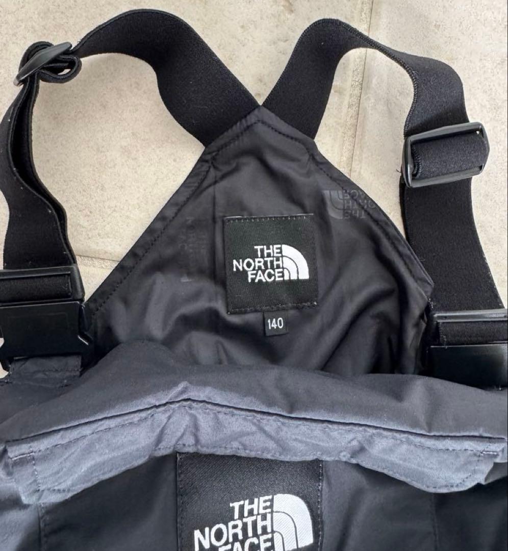 The North Face 子ども用迷彩スキーウェアセット140