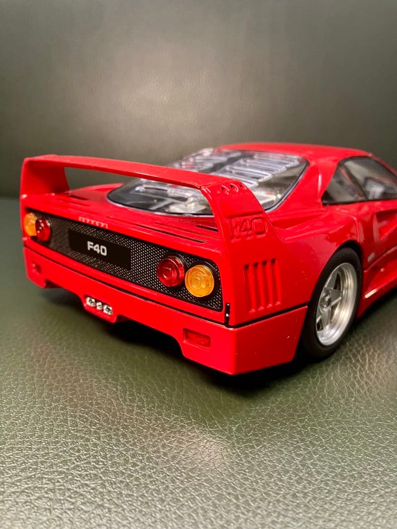 ゆ*プ様 Ferrari F40 ミニカー KK-SCALE 1/18 赤