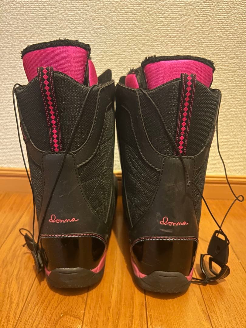 スノーボードブーツ ブラック/ピンク