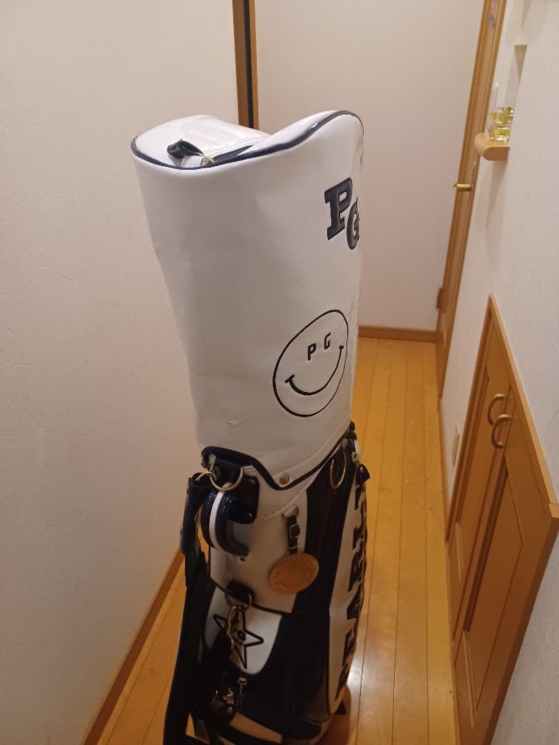 パーリーゲイツ キャディ バッグ スマイル89 ニコチャン エナメル ホワイト