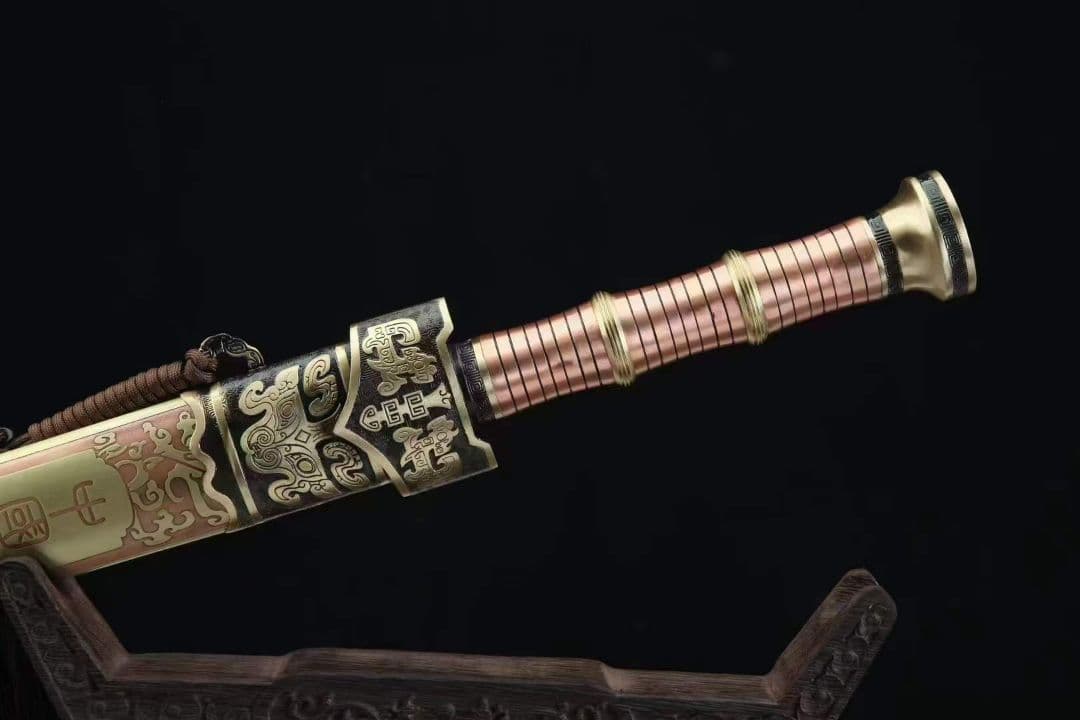 「中国龍泉」黄銅鞘越王剣（旧型を作る）古兵器 武具 刀装具 日本刀模造刀 居合刀