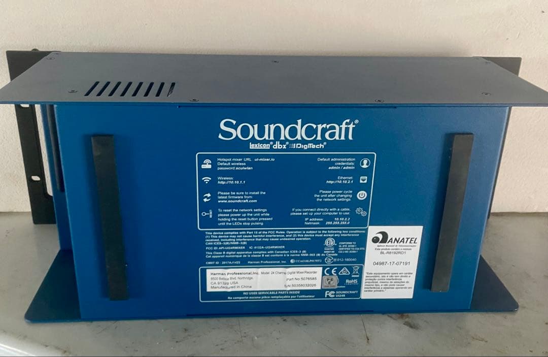 Soundcraft Ui24R デジタルミキサー