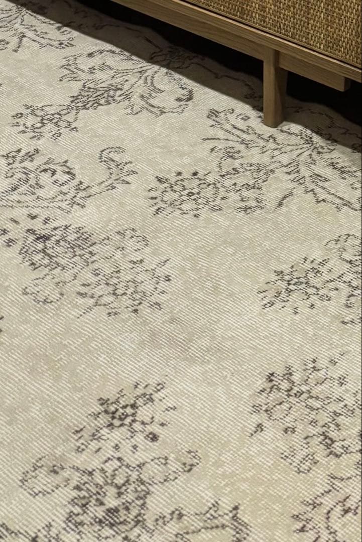 トルコヴィンテージラグ　ベージュ系　ボタニカル柄　106x209