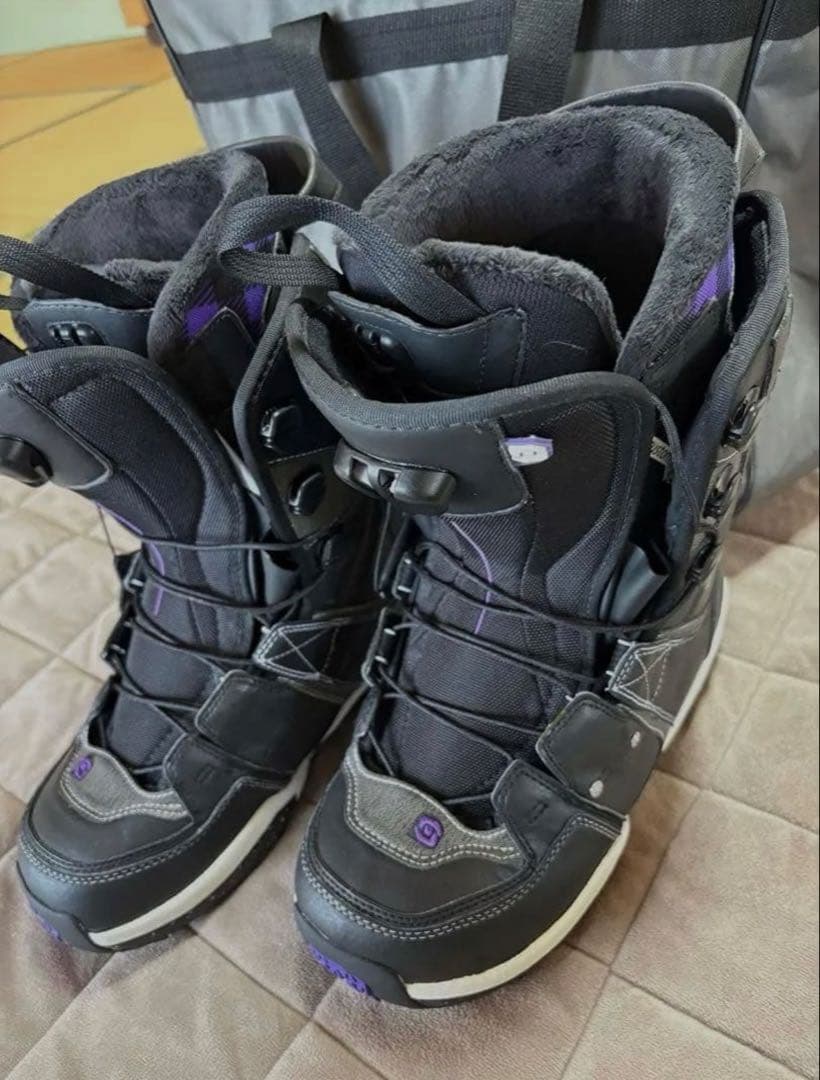 SALOMON スノーボードブーツ DIALOGUE WI26.0cm メンズ