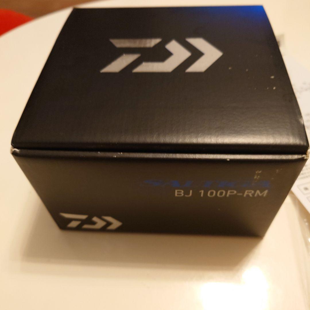 ソルティガbj 右ハンドル ベイトリール 4.9ギア比