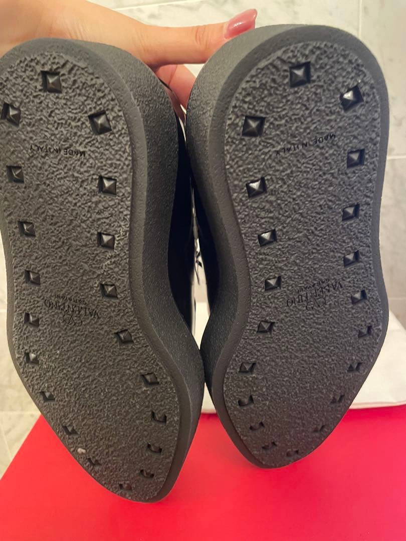 VALENTINO GARAVANI ブラックスタッズシューズ　35.5 未使用