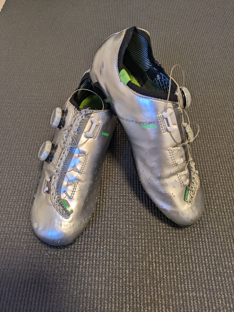 Q36.5ユニークシューズサイズEU39.5