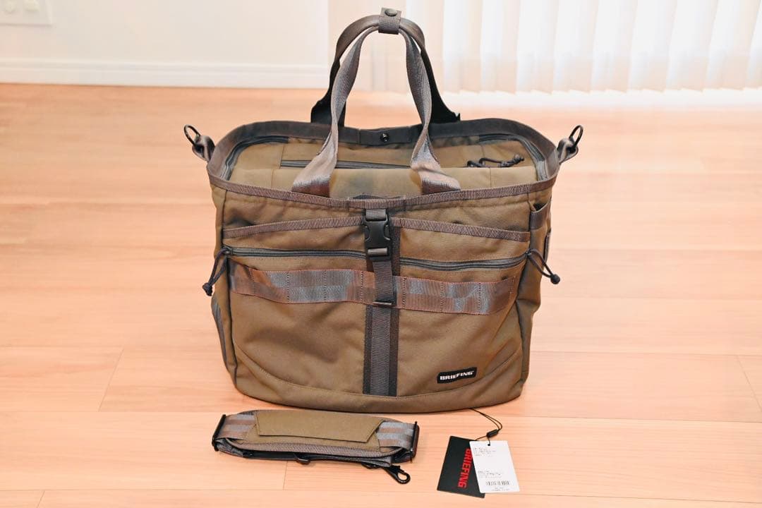 【美品】ブリーフィング　ボストンバッグ　ゴルフ　カーキ　BRG231T33