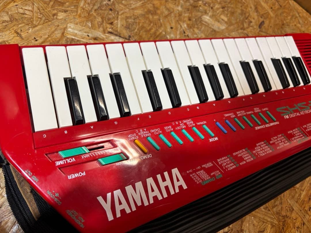 ショルダー キーボードSHS-10R YAMAHA