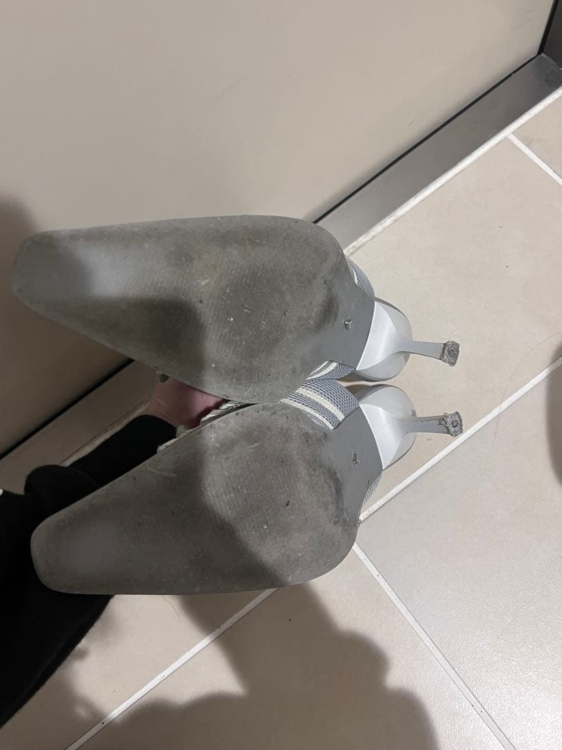 yello イエロー　ミュール　グレー