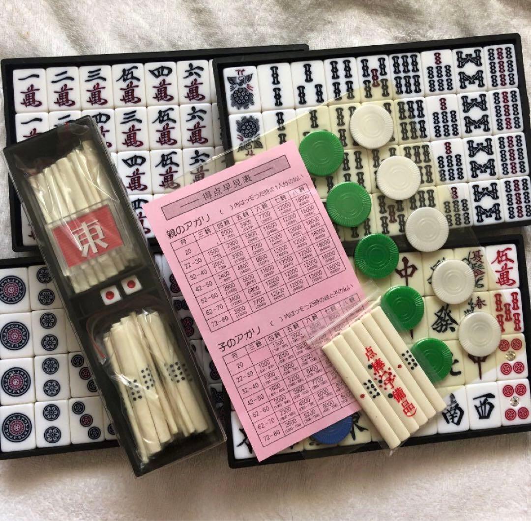 高級麻雀牌　備品　麻雀　送料　ダイヤモンド調　スワロフスキー調　特別仕様　赤五筒