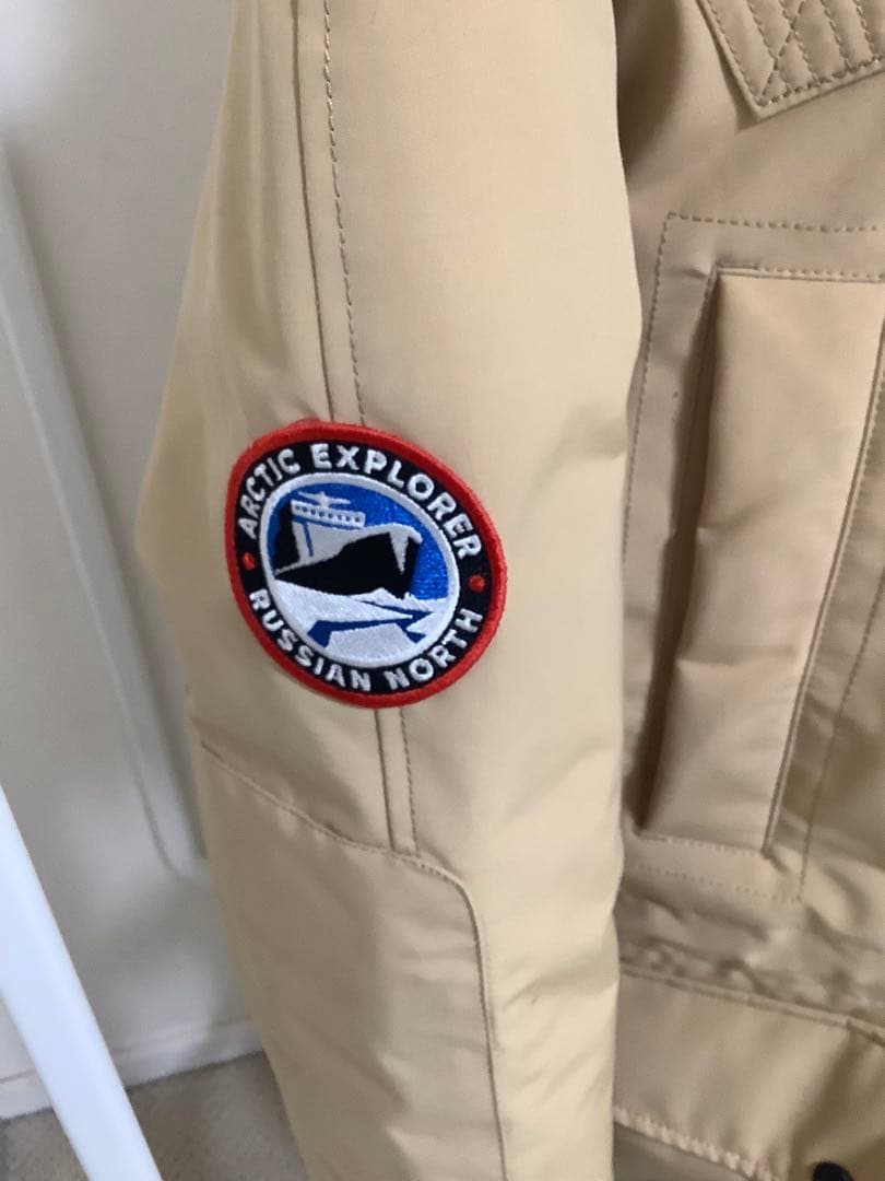 W*K様 美品　ARCTIC explore russian north ダウン