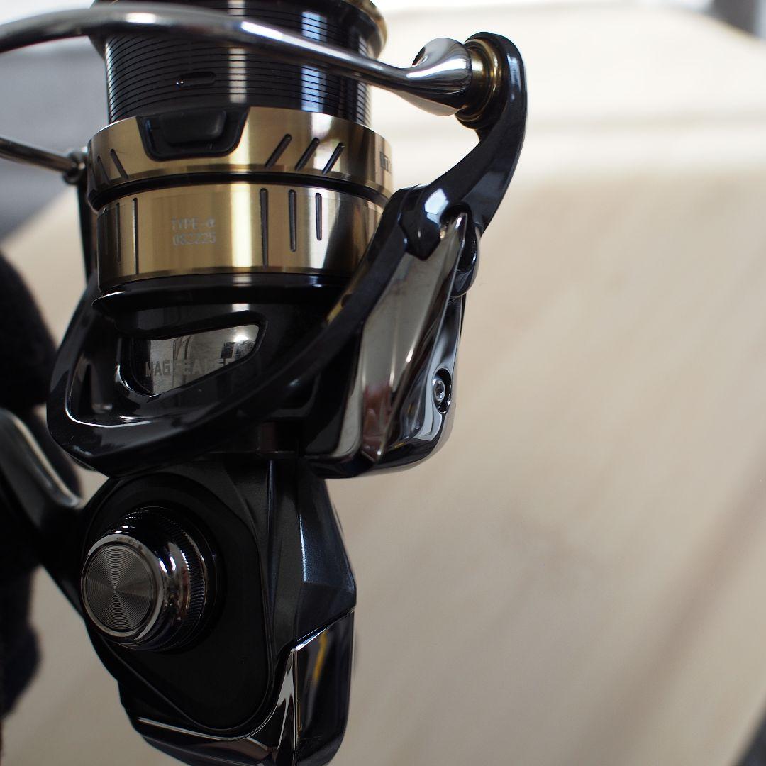 【 20 LUVIAS FC LT 2000S-XH 】ダイワ ルビアス