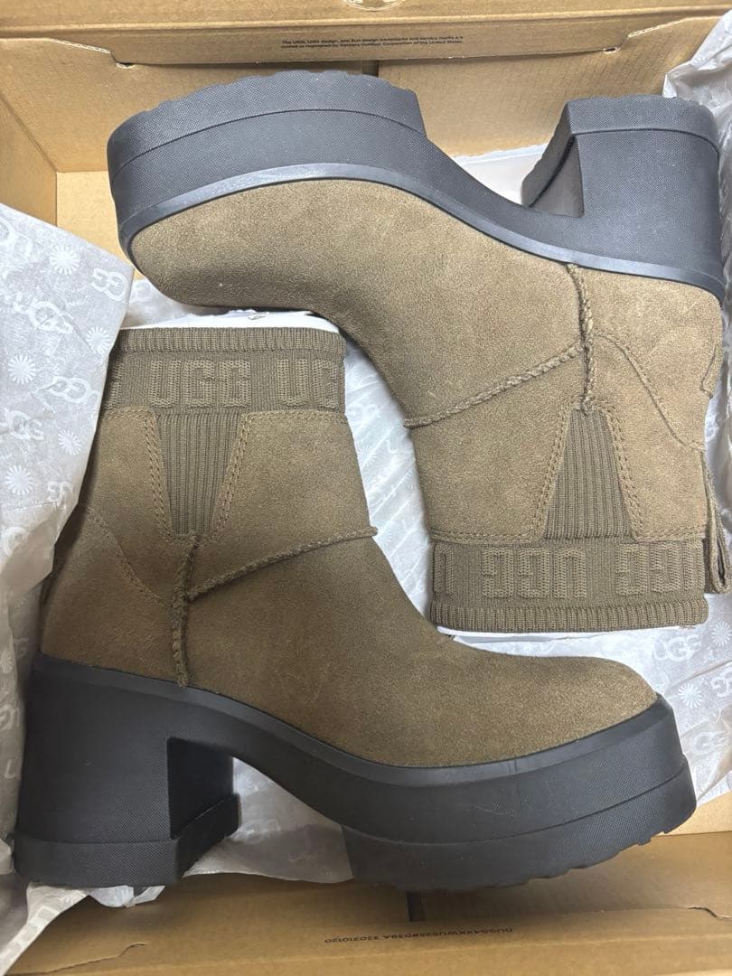 UGG Moxy Chelsea モクシーチェルシー 24cm