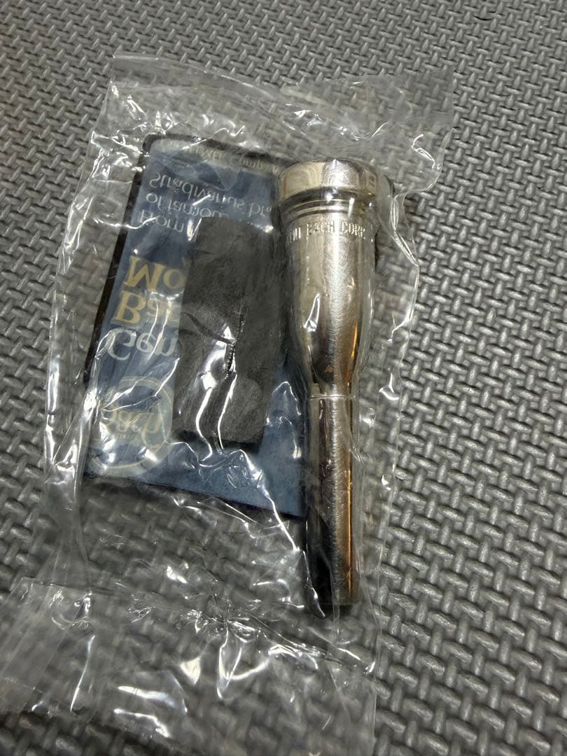 VINCENT BACH CORP.3C トランペット　マウスピース　メガトーン